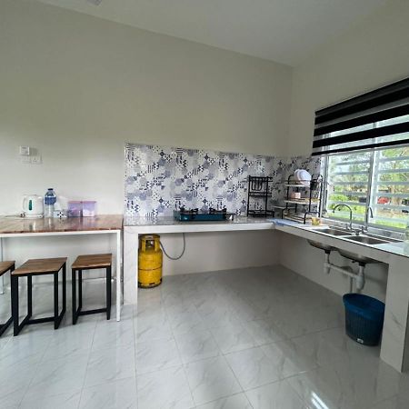 Inap Desa Homestay Batu Buruk กัวลาตรังกานู ภายนอก รูปภาพ