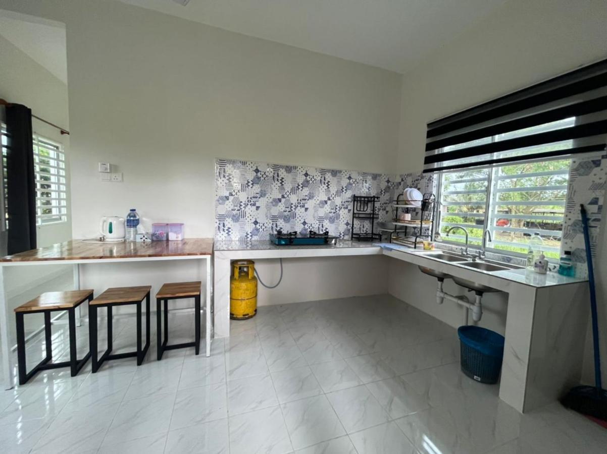 Inap Desa Homestay Batu Buruk กัวลาตรังกานู ภายนอก รูปภาพ